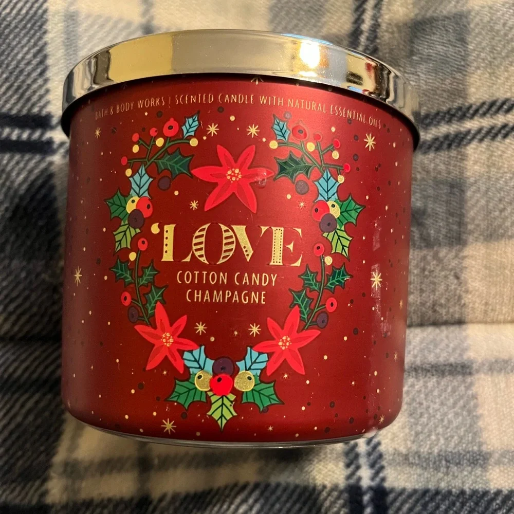 Bath & Body Works Candle